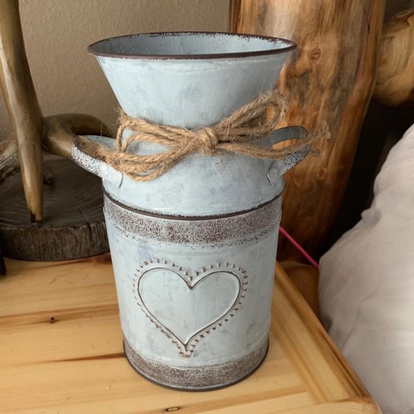 Decorative Metal Vase Farmhouse Decor Rustic Cottage Mantel Table Decoration Can - Picture 5 of 10